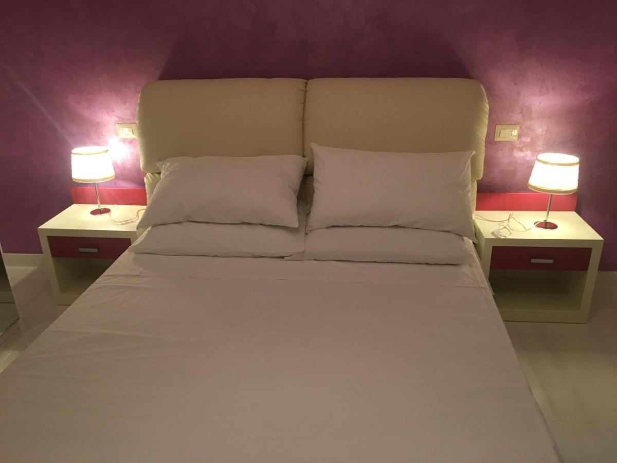 Madigans Rooms Bed&Breakfast Lecce Kültér fotó